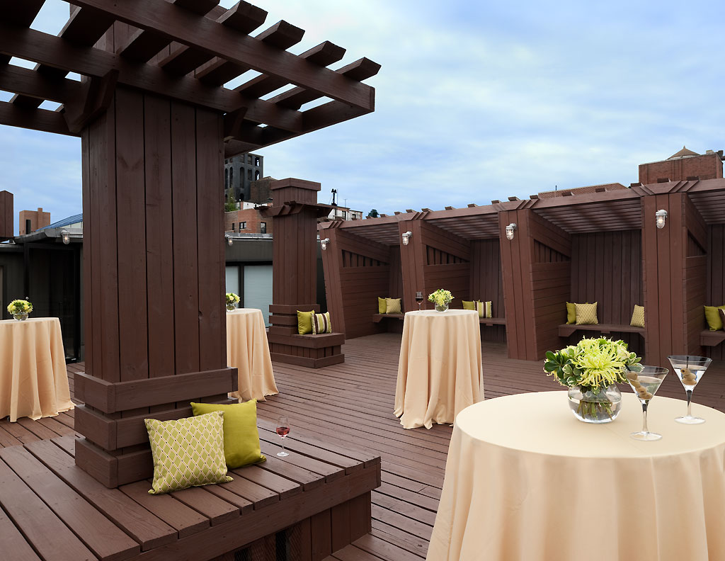 The Lucerne Hotel - Rooftop
